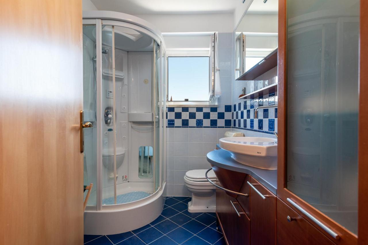 Apartment Bruno Trogir Luaran gambar