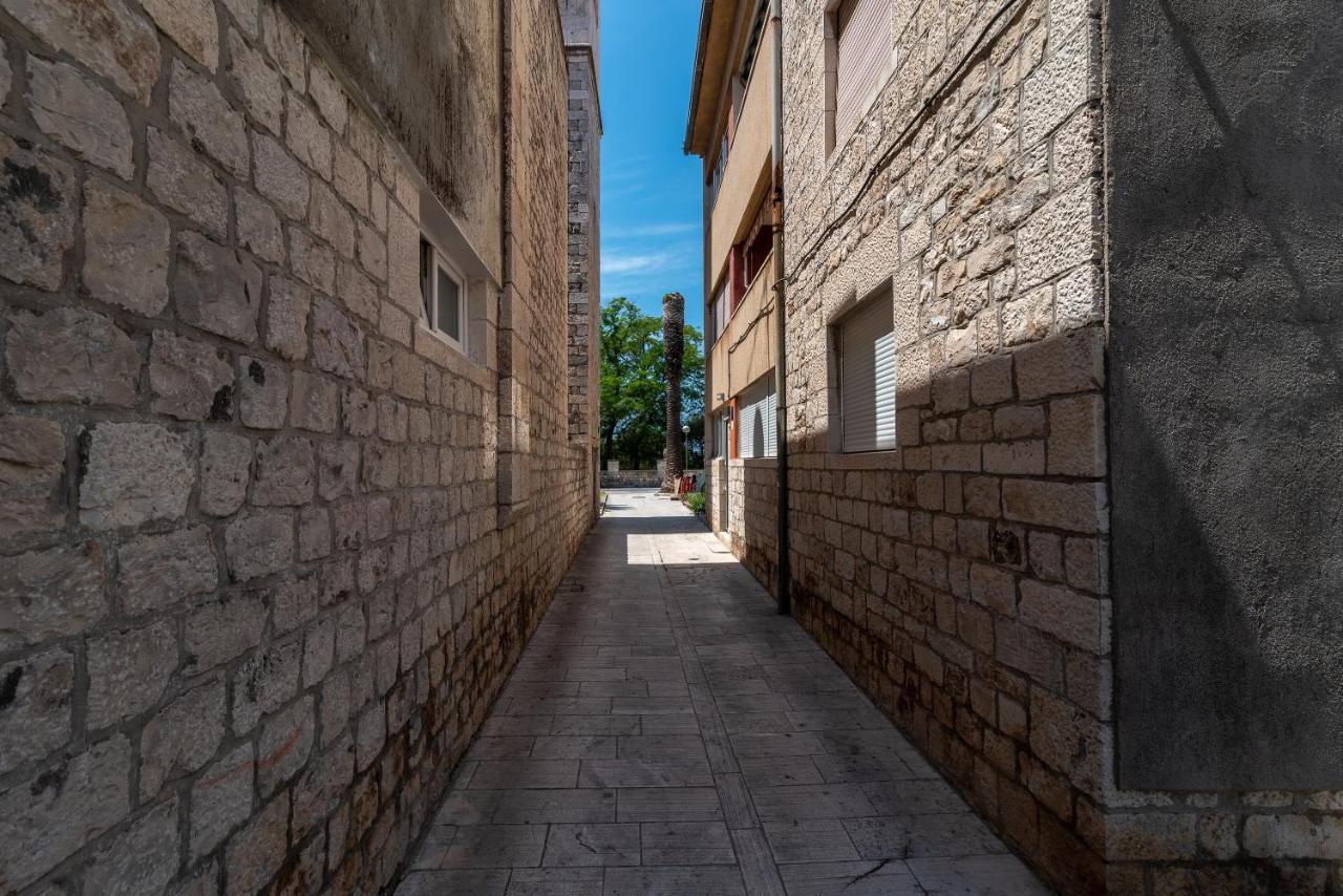 Apartment Bruno Trogir Luaran gambar